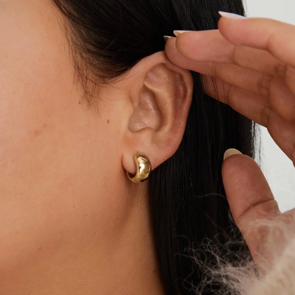 Mejuri Chunky Huggie Hoops, 18K Gold Vermeil